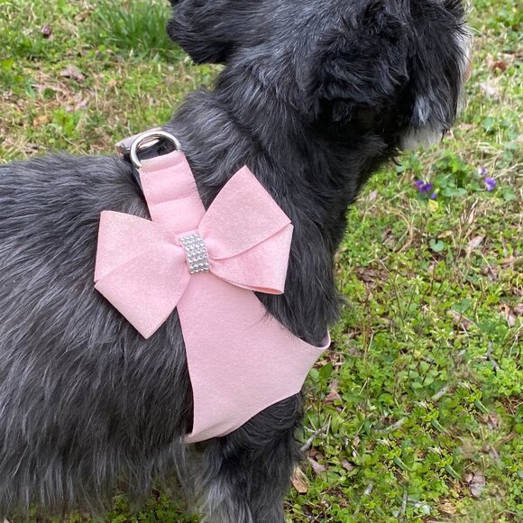 Susan Lanci Step In Harness - Puppy Pink with Pink Glitzerati Nouveau Bow Size L - Picture 3 of 5